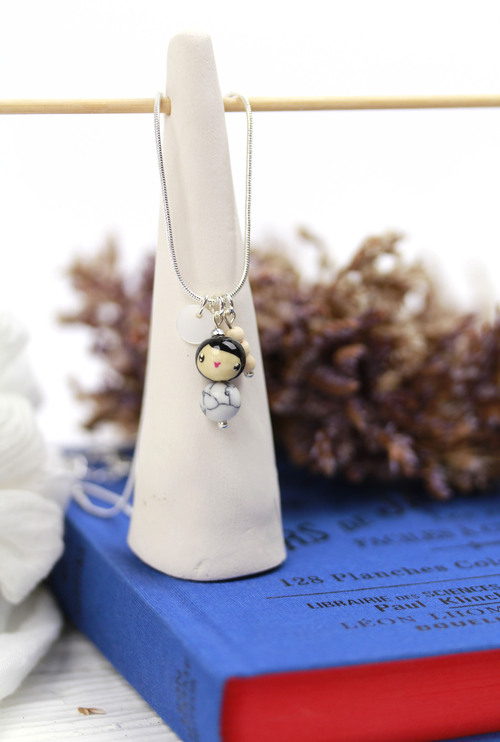 (image pour) Collier Hisaé Craie